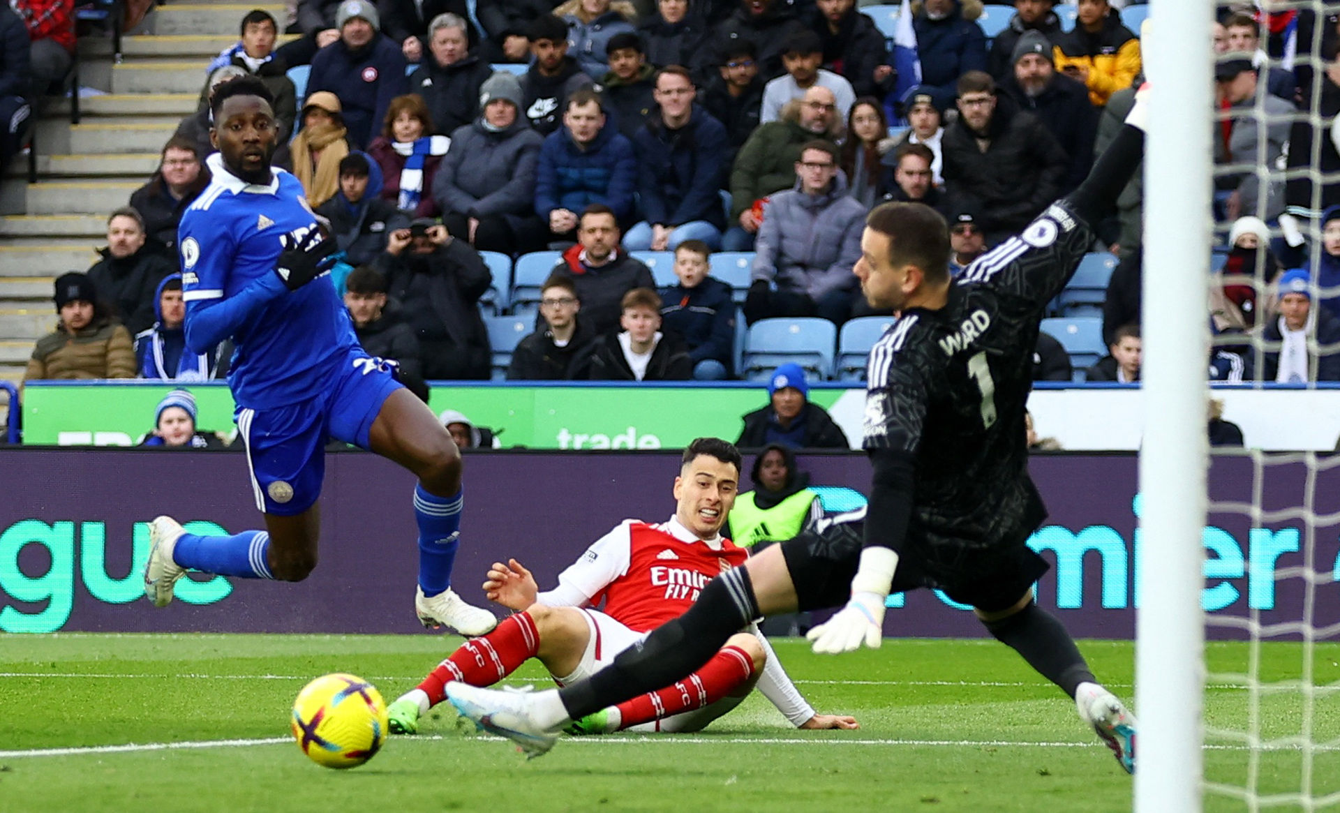 起到了舉足 起到了舉足